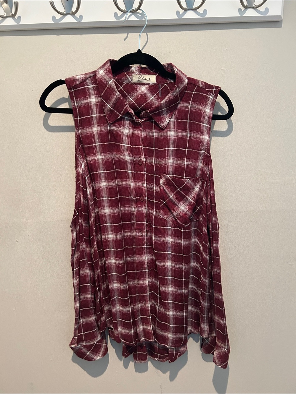 Elan Burgundy and White Plaid Sleeveless Button-Up Shirt